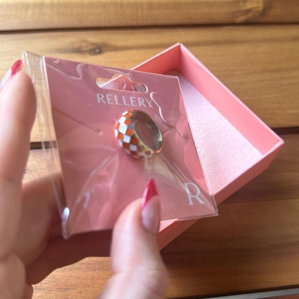 Checker Ring - Picture 2 of 3